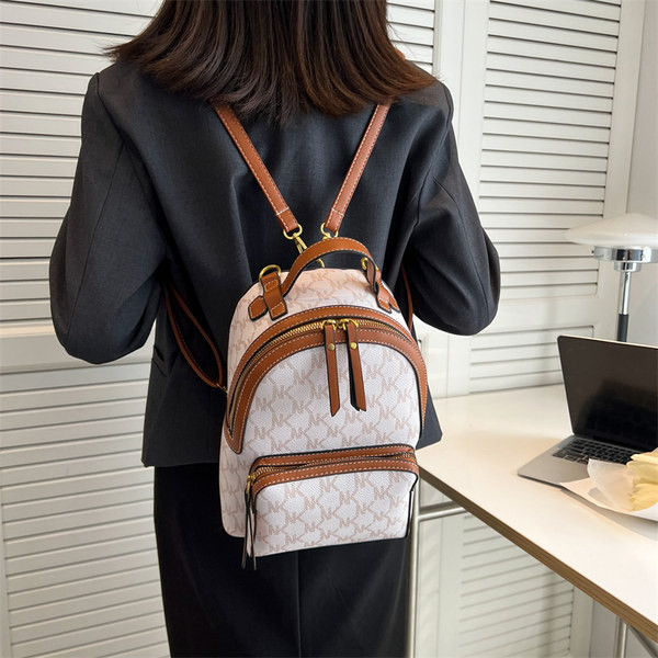 Laisva moteriška trijų spalvų kuprinė