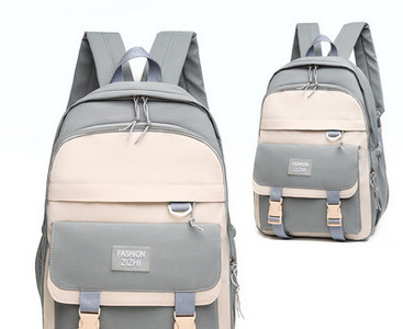 Moteriška tekstilinė kuprinė su priekine kišene ir plastikine užsegimu