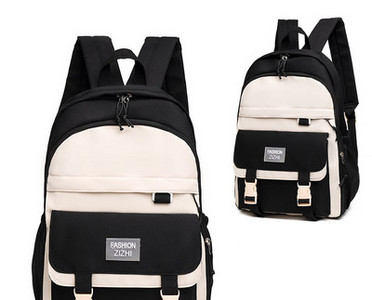 Moteriška tekstilinė kuprinė su priekine kišene ir plastikine užsegimu