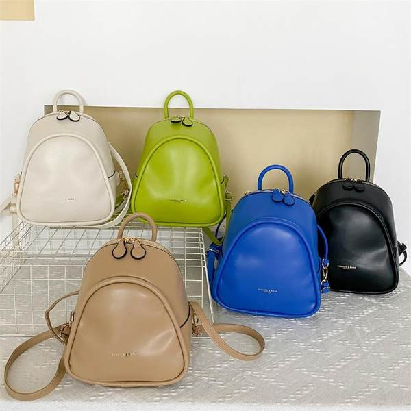 Moteriška kuprinė – maža vienspalvė