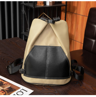 Moteriška kasdieninė kuprinė švaraus modelio iš tekstilės