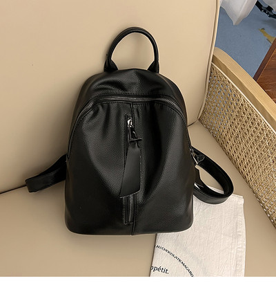 Įvairių spalvų laisvalaikio kuprinė su užtrauktuku