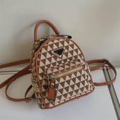 Moteriška moderni tekstilinė kuprinė su priekine kišene ir užtrauktuku