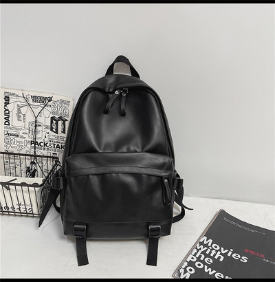 Alkalmi női műbőr cipzáras hátizsák