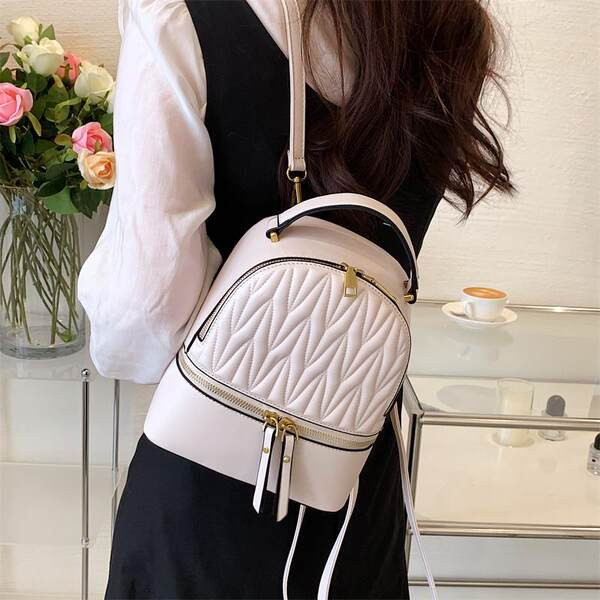 Maža moteriška eko odos kuprinė su užtrauktuku