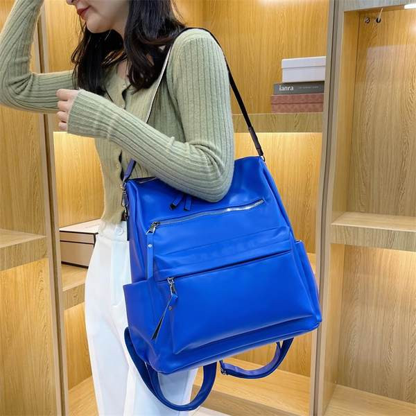 Νέο μοντέλο γυναικείο σακίδιο πλάτης από τεχνητό δέρμα - κατάλληλο για ταξίδια