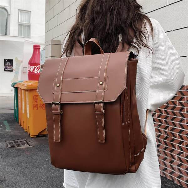 Női hátizsák - új retro modell