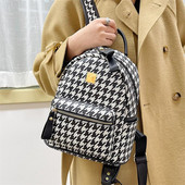 Moteriška kuprinė - nauja su čekio puošmena