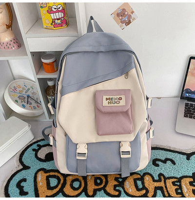 Laisvalaikio rankinė su raktų pakabuku - kelių spalvų