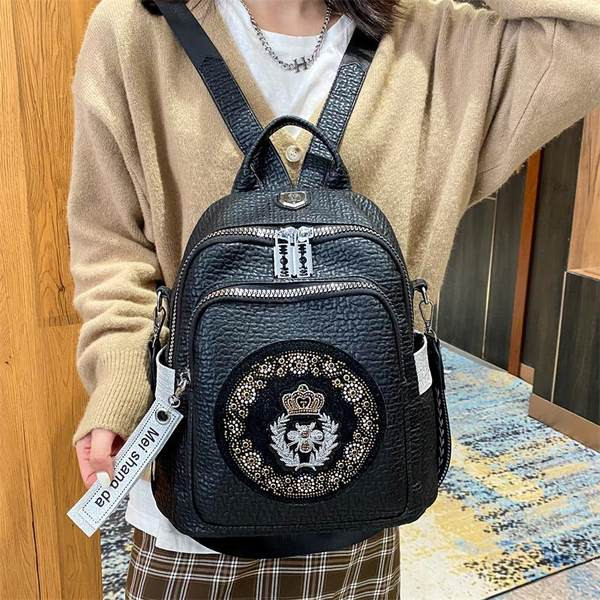 Moteriška eko odos kuprinė su raktų pakabuku ir siuvinėjimu