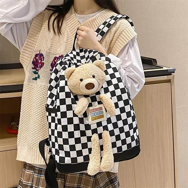 Moteriška tekstilinė kuprinė su 3D meškiuko dekoracija