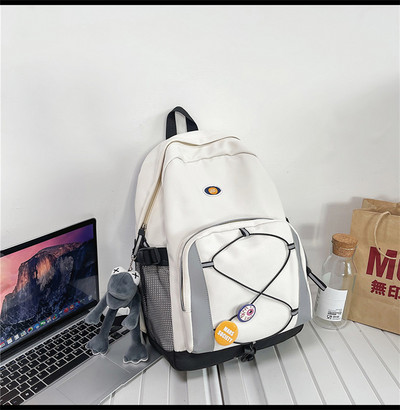 Moteriška kasdieninė sportinė kuprinė su raktų pakabuku