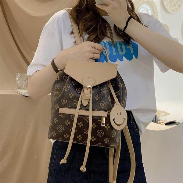 Μοντέρνο γυναικείο σακίδιο πλάτης με μπροστινή τσέπη - λευκό και καφέ χρώμα