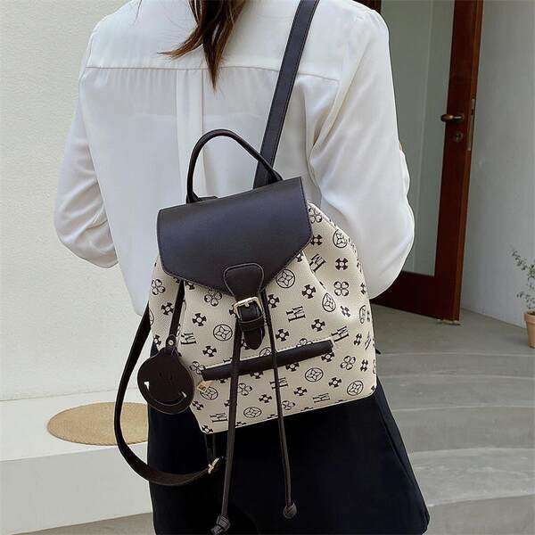 Μοντέρνο γυναικείο σακίδιο πλάτης με μπροστινή τσέπη - λευκό και καφέ χρώμα