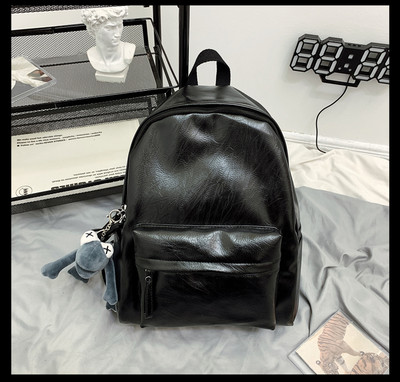 Alkalmi bőr női hátizsák különböző színekben