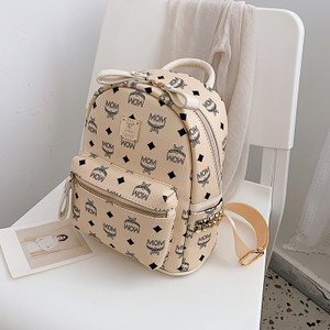 Moteriška kuprinė – nedideliu užtrauktuku