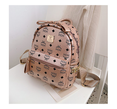 Naiste miniseljakott vabaaja päevadeks