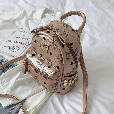 Naiste miniseljakott vabaaja päevadeks