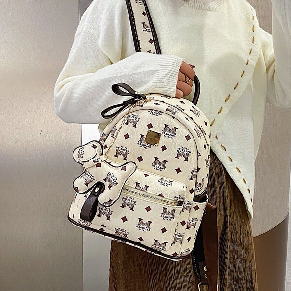 Νέο μοντέλο γυναικείο σακίδιο πλάτης με μπρελόκ