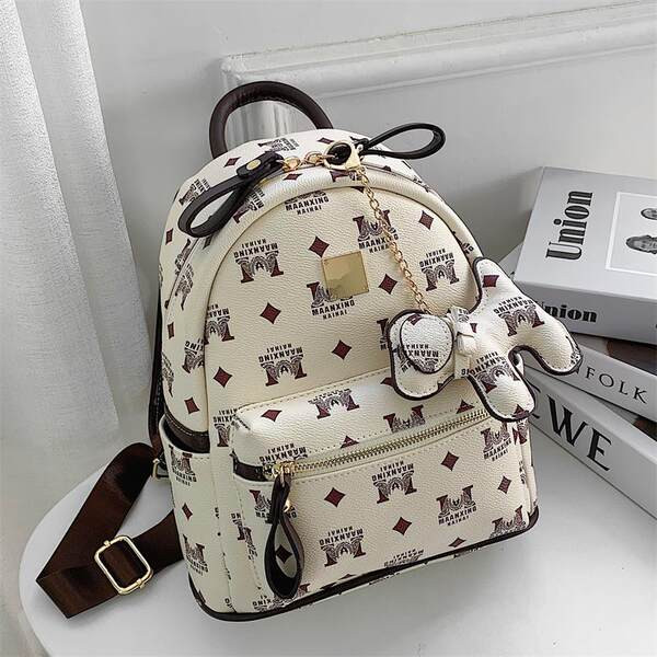 Νέο μοντέλο γυναικείο σακίδιο πλάτης με μπρελόκ