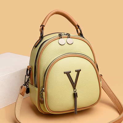 Moderni nedidelė moteriška kuprinė su keliais skyreliais