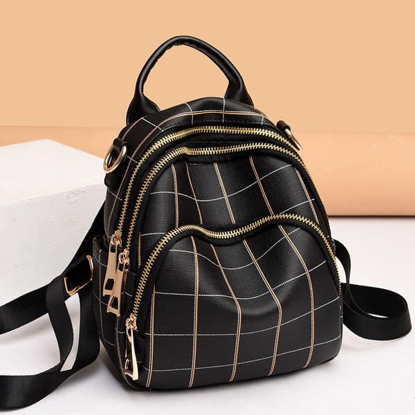 Moteriška kuprinė - maža su užtrauktuku