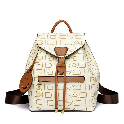 Γυναικείο σακίδιο πλάτης από οικολογικό δέρμα με επιγραφή και αγκράφα