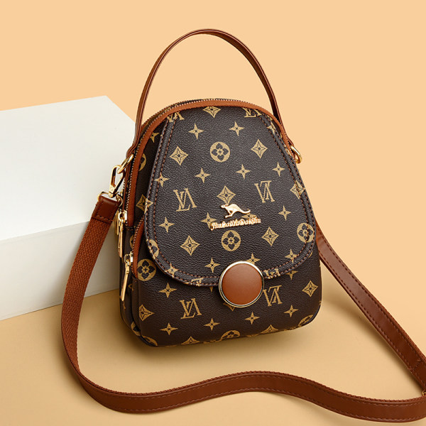 Νέο μοντέλο γυναικείο σακίδιο πλάτης με μεταλλική διακόσμηση