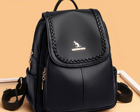 Γυναικείο καθημερινό σακίδιο πλάτης με μεταλλικό κούμπωμα