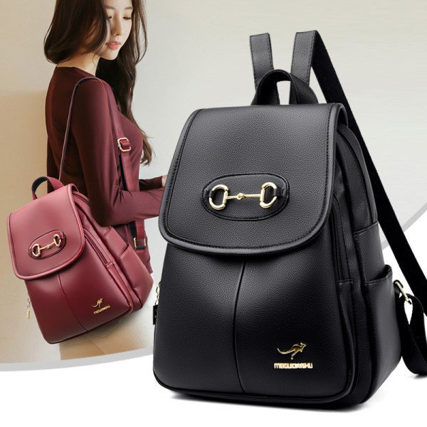 Šiuolaikinė moteriška kuprinė iš dirbtinės odos – metalinis užsegimas