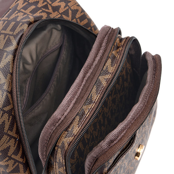 Moodne metallist lukuga kunstnahast seljakott