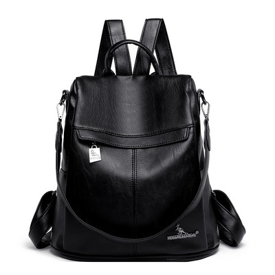 Γυναικείο σακίδιο πλάτης με μεταλλική διακόσμηση