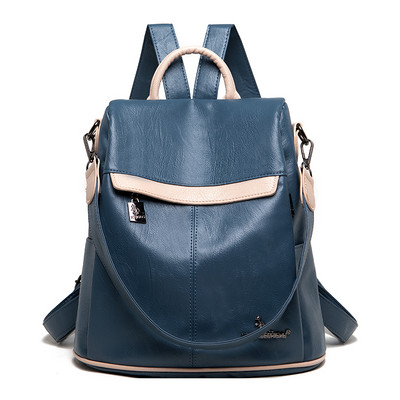 Γυναικείο σακίδιο πλάτης με μεταλλική διακόσμηση