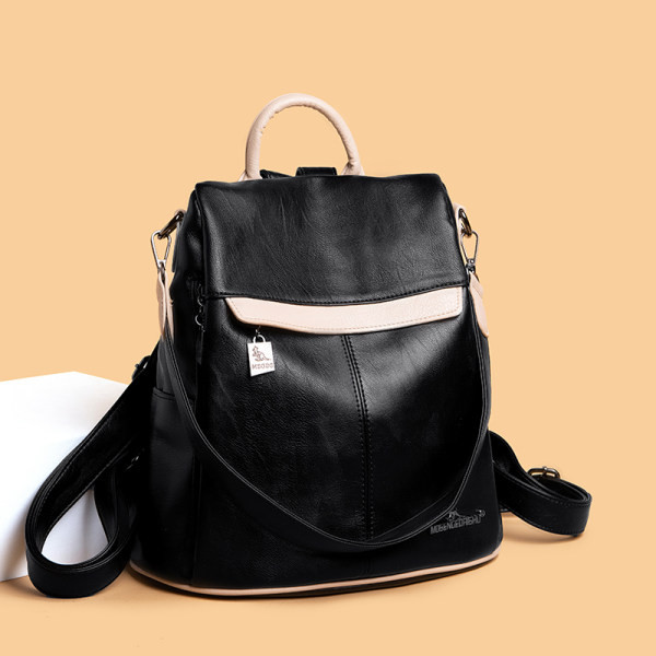 Γυναικείο σακίδιο πλάτης με μεταλλική διακόσμηση