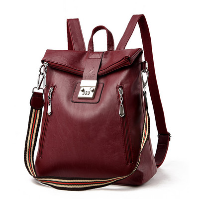 Kunstnahast naiste seljakott - metallist kinnitus