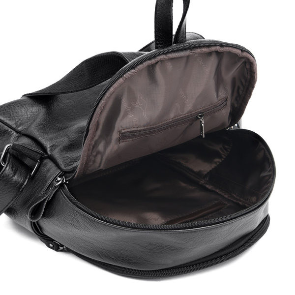 Moteriška odinė kuprinė su šonine kišene