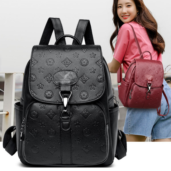 Μοντέρνο έκο δερμάτινο σακίδιο πλάτης με μπρελόκ διακόσμηση για γυναίκες