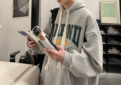 Ανδρικό φούτερ με τύπωμα γράμματα casual