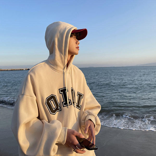 Vyriški laisvalaikio megztiniai su gobtuvu su kaklaraiščiais