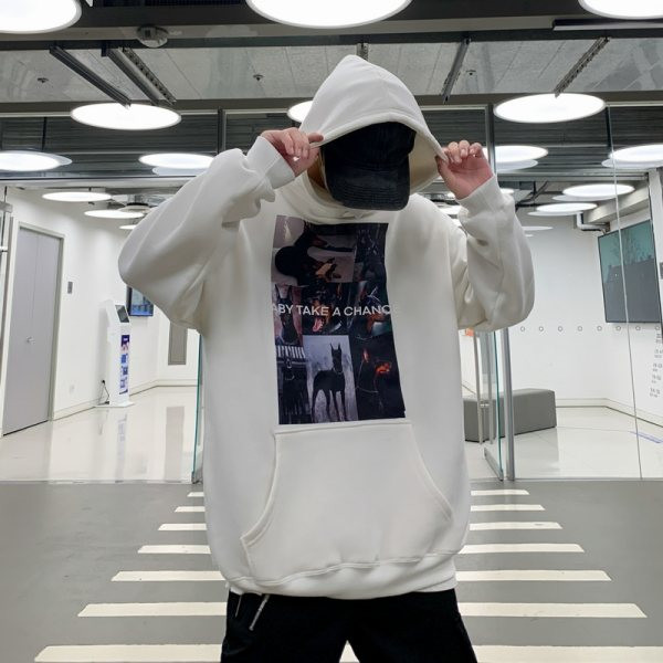 Sportiškas vyriškas megztinis su raštu ir kišene