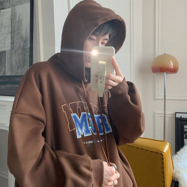 Kirjaga avar meeste kapuuts