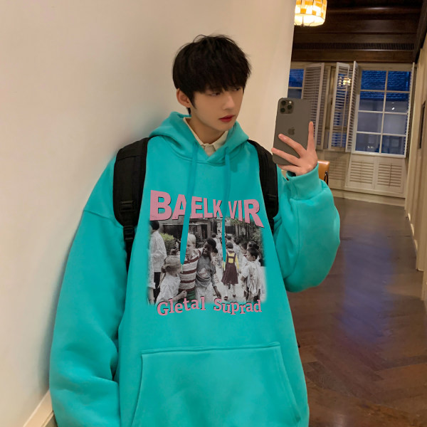 Įvairių spalvų laisvalaikio vyriški megztiniai