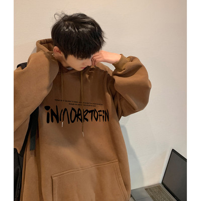 Tasku ja dekoratiivkirjaga meeste dressipluus