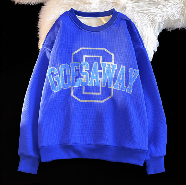 Vyriški megztiniai – nemokamas modelis su užrašu