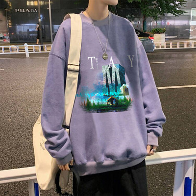 Vyriški megztiniai kasdieniam naudojimui su užrašais ir ovalia iškirpte