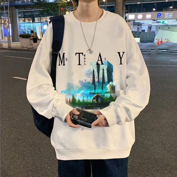 Vyriški megztiniai kasdieniam naudojimui su užrašais ir ovalia iškirpte