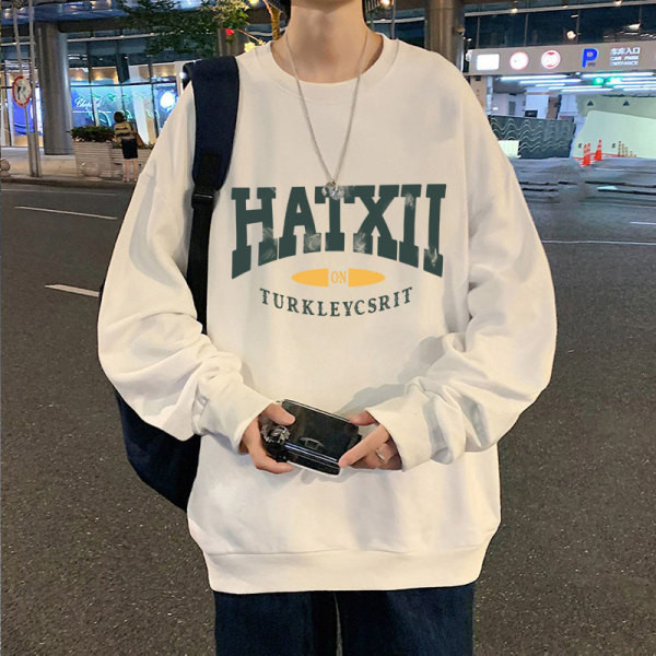 Plataus modelio vyriški megztiniai su užrašu tinkantys kasdieniam gyvenimui