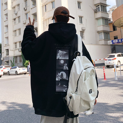 Ανδρικό φούτερ με κουκούλα και στάμπα σε διάφορα χρώματα