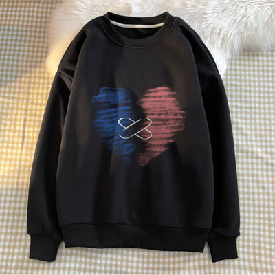 Férfi pulóverek - ovális nyakkivágással