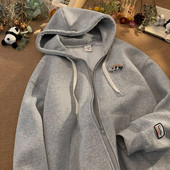 Vyriški megztiniai su dekoratyviniais elementais ir užtrauktuku